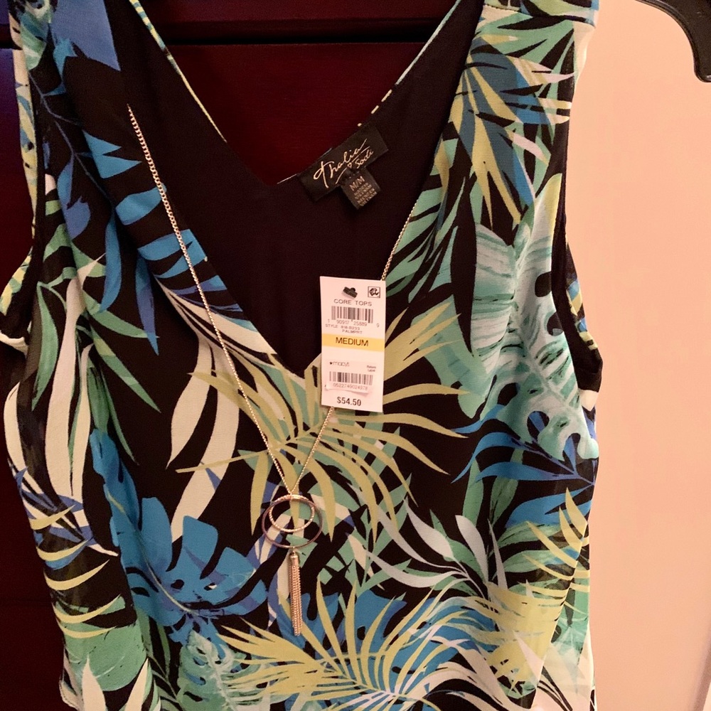 Asymmetrical, floral print top & tassel necklace S - Picture 4 of 9